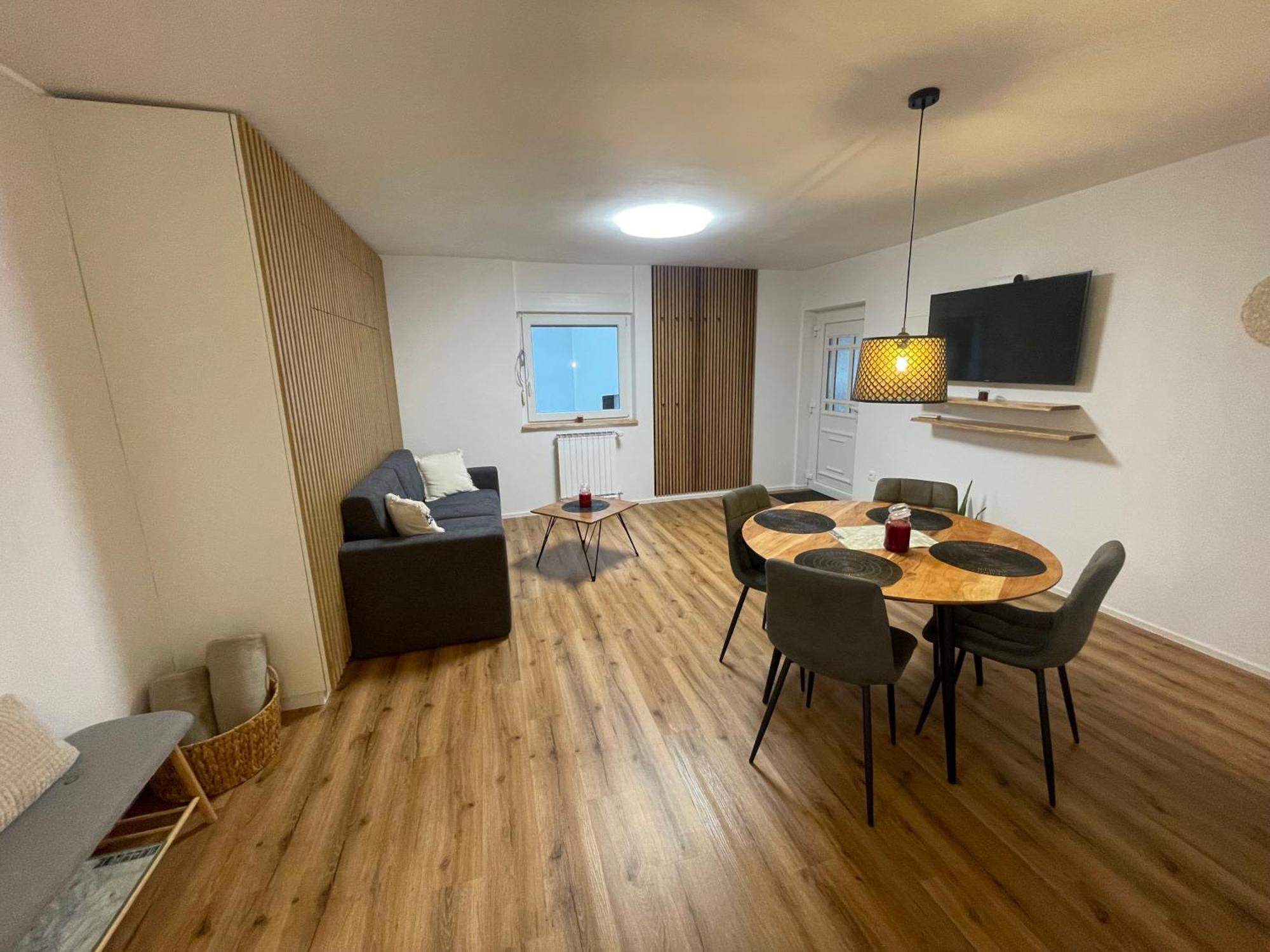 Apartma Guide 360 보베츠 외부 사진