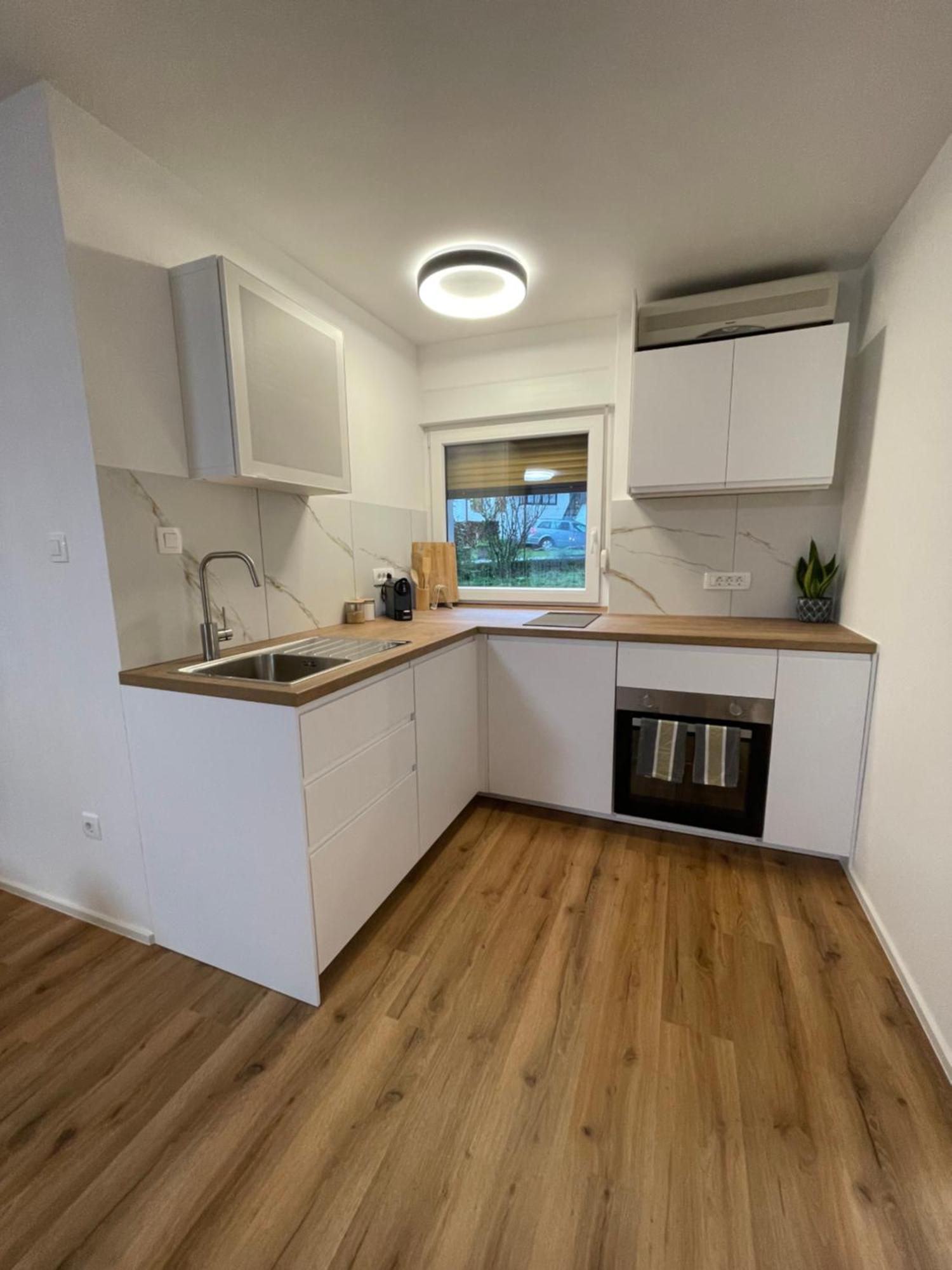 Apartma Guide 360 보베츠 외부 사진
