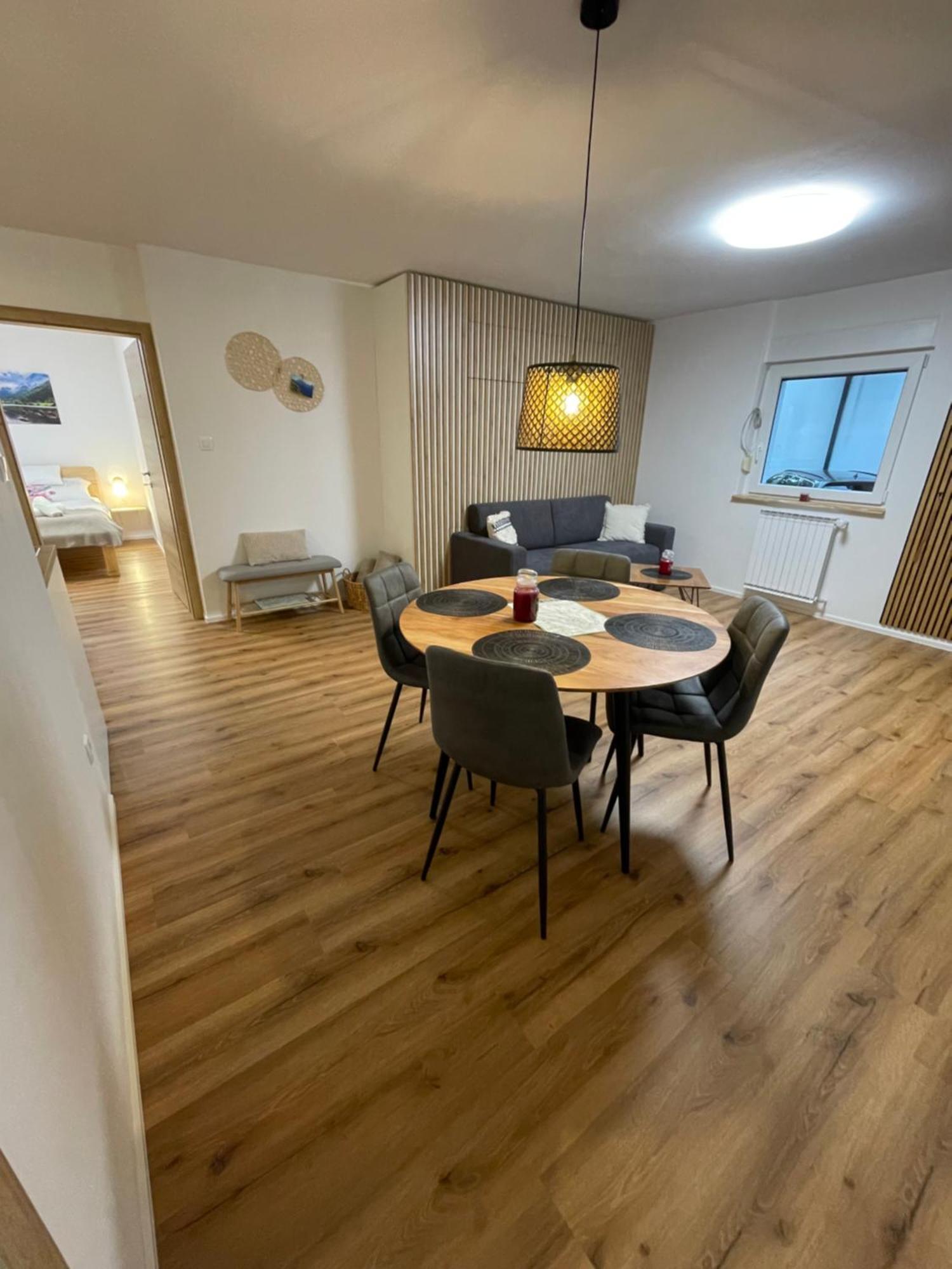 Apartma Guide 360 보베츠 외부 사진